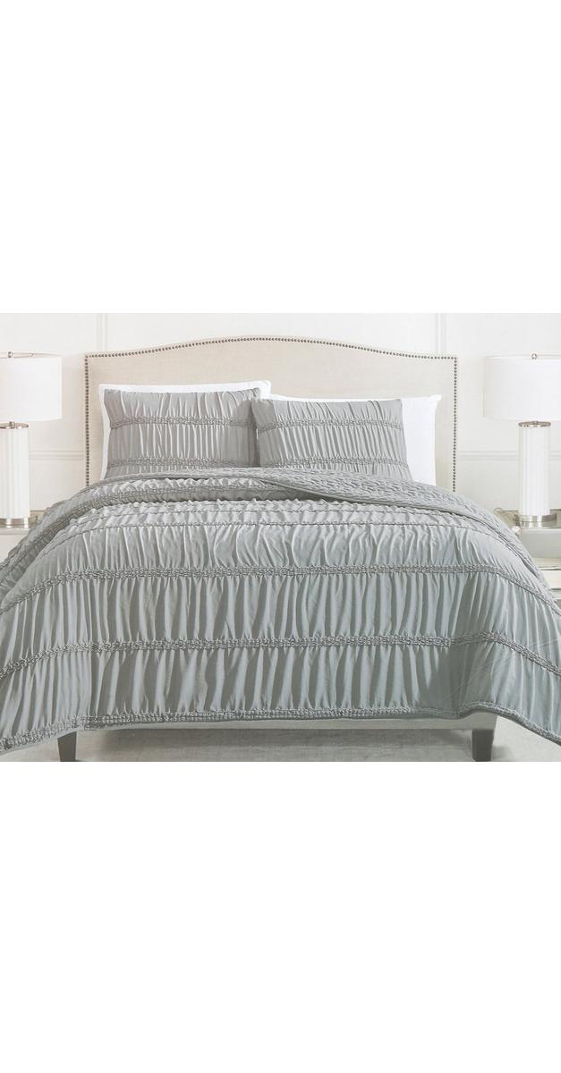 King Size 3 Pc Quilt Set Grey bealls