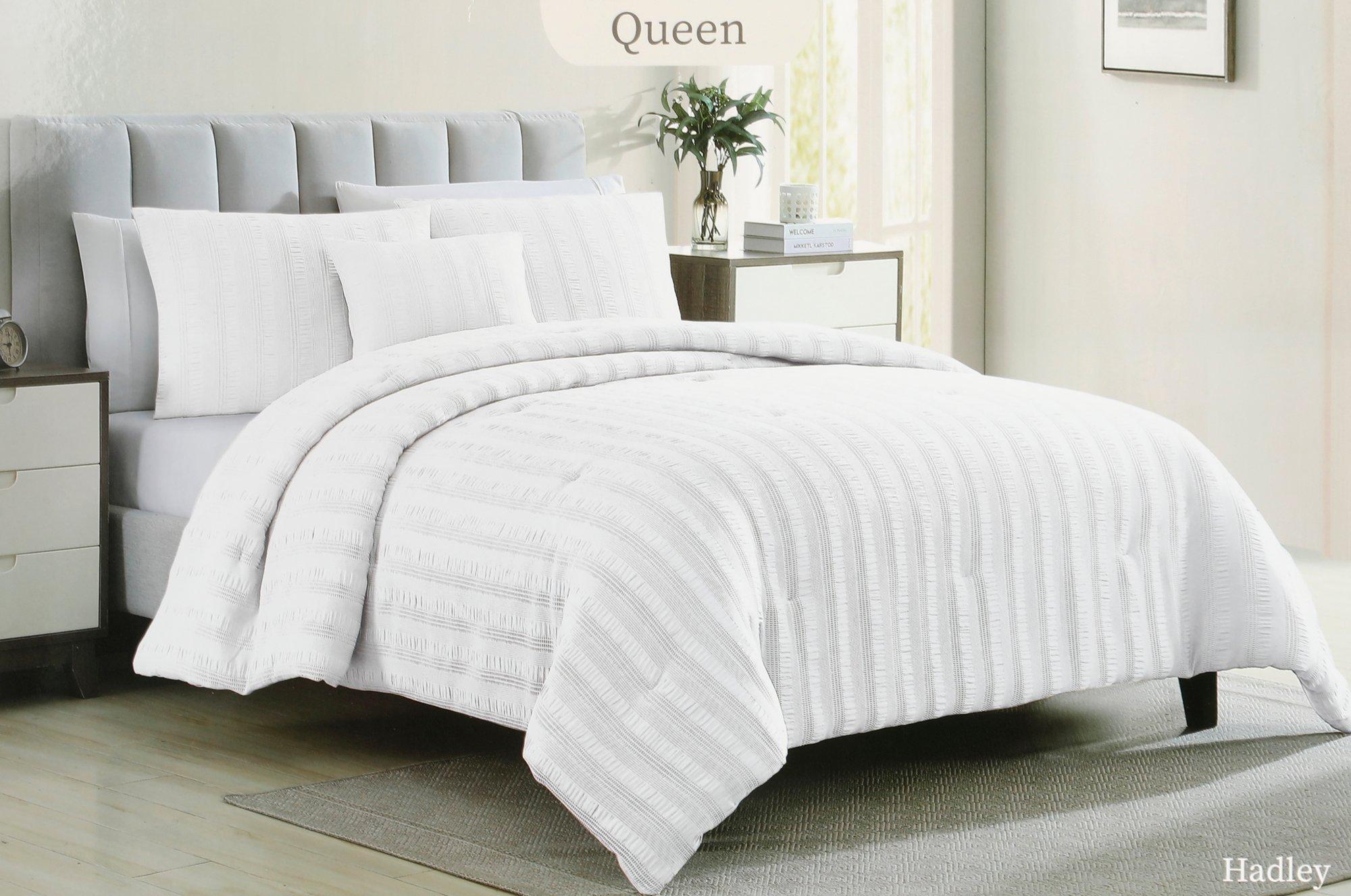 Queen 4 Pc Comforter Set