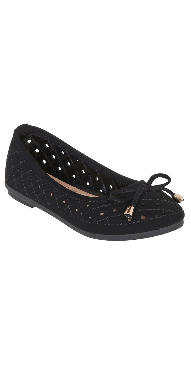 Girls Upgrade Perforated Flats - Black | bealls